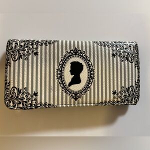 Hot Topic Black and White Clutch